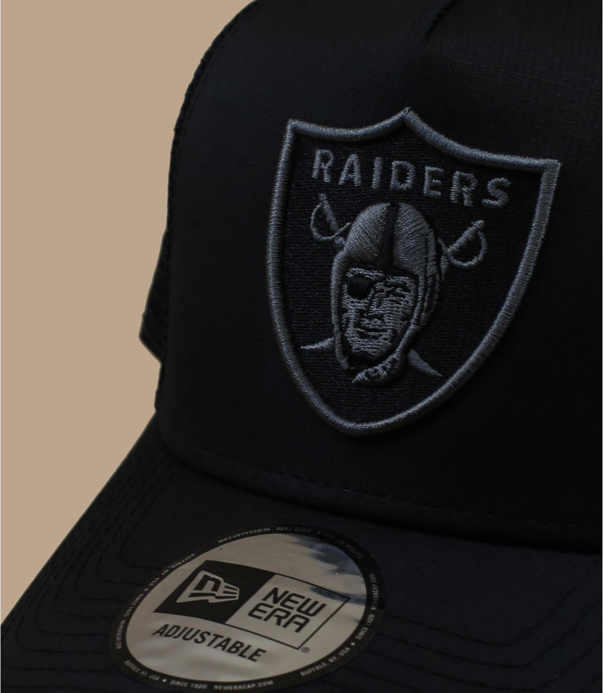 Trucker Raiders Tonal black New Era